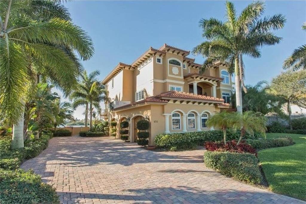 Large Mediterranean Oasis - Water Views & Pool Clearwater Beach Exterior foto